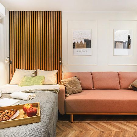Luksusowe Apartamenty Przy Rynku Wrocław Exteriör bild