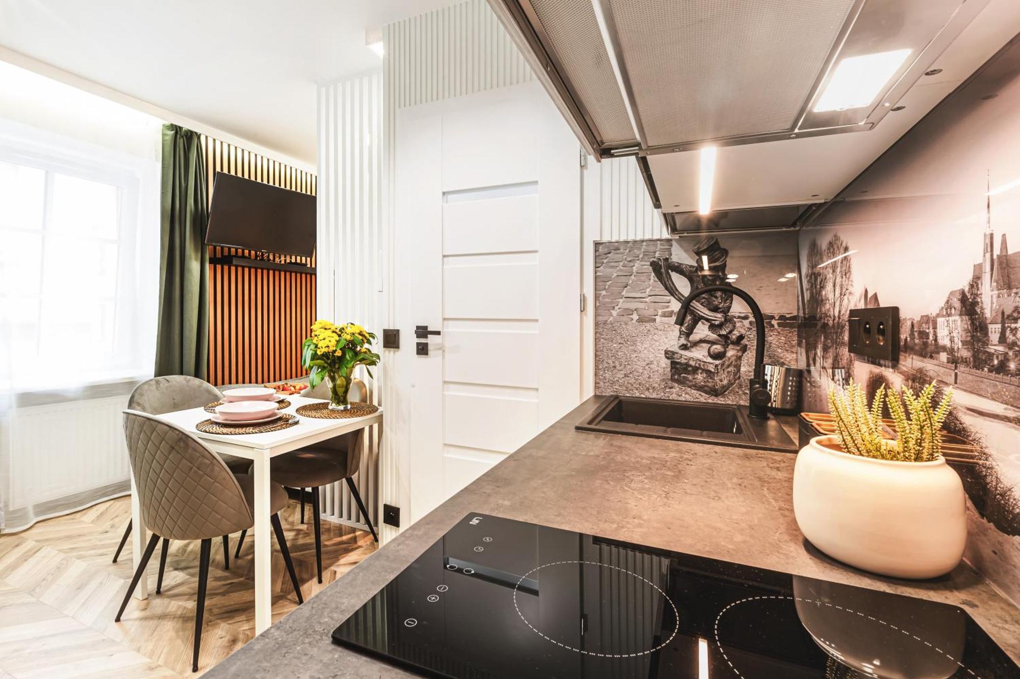 Luksusowe Apartamenty Przy Rynku Wrocław Exteriör bild