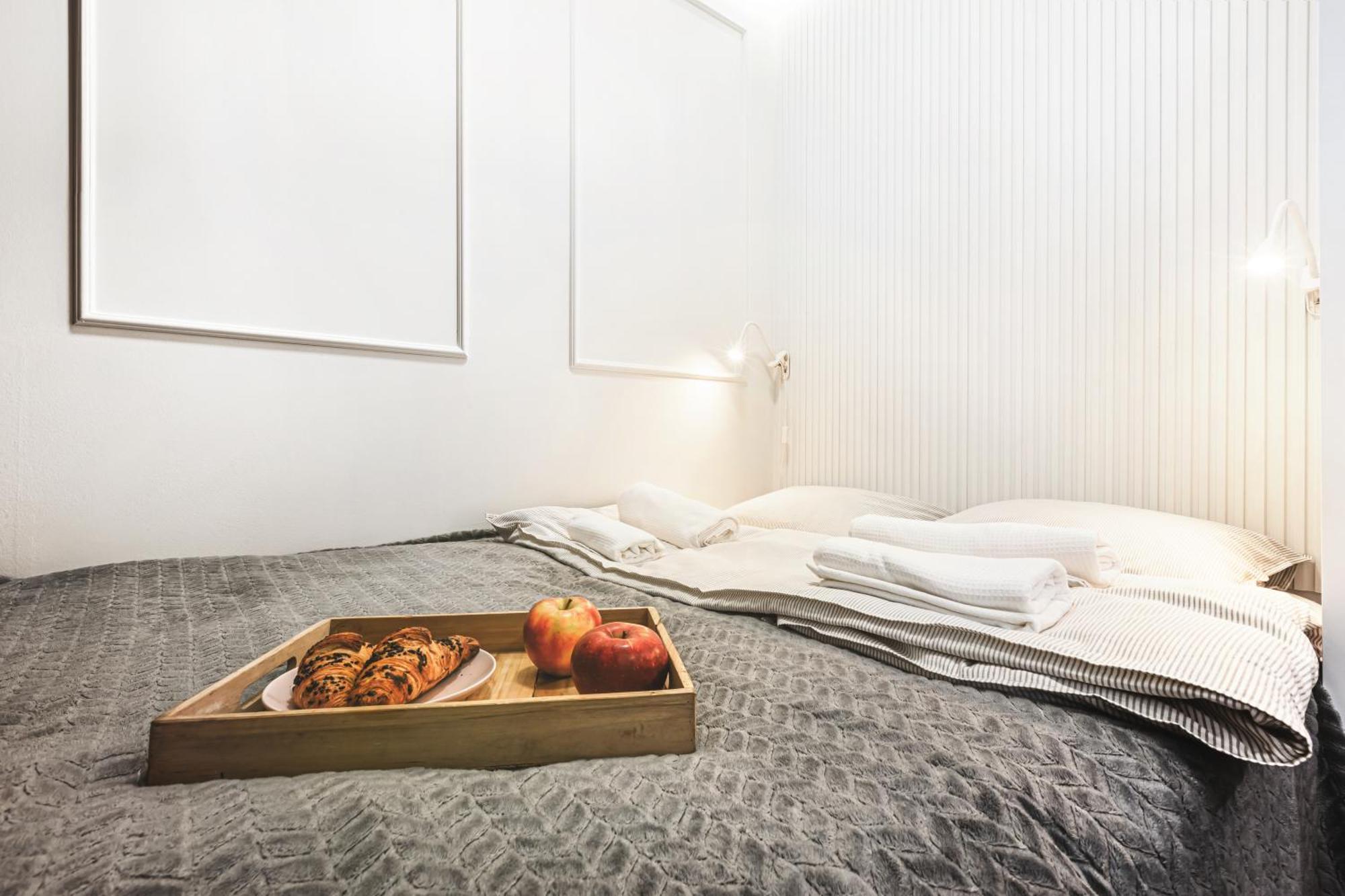 Luksusowe Apartamenty Przy Rynku Wrocław Exteriör bild