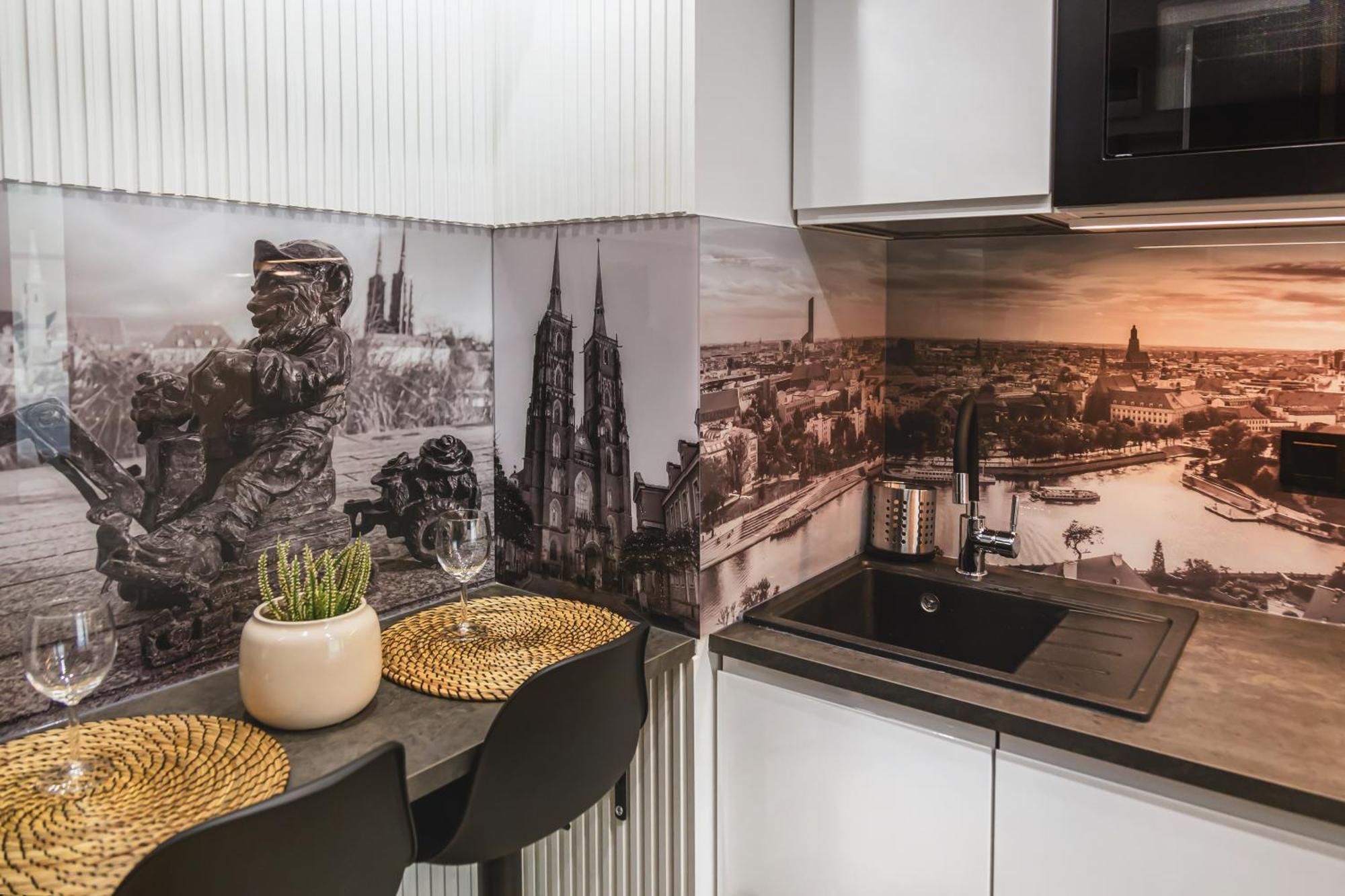 Luksusowe Apartamenty Przy Rynku Wrocław Exteriör bild